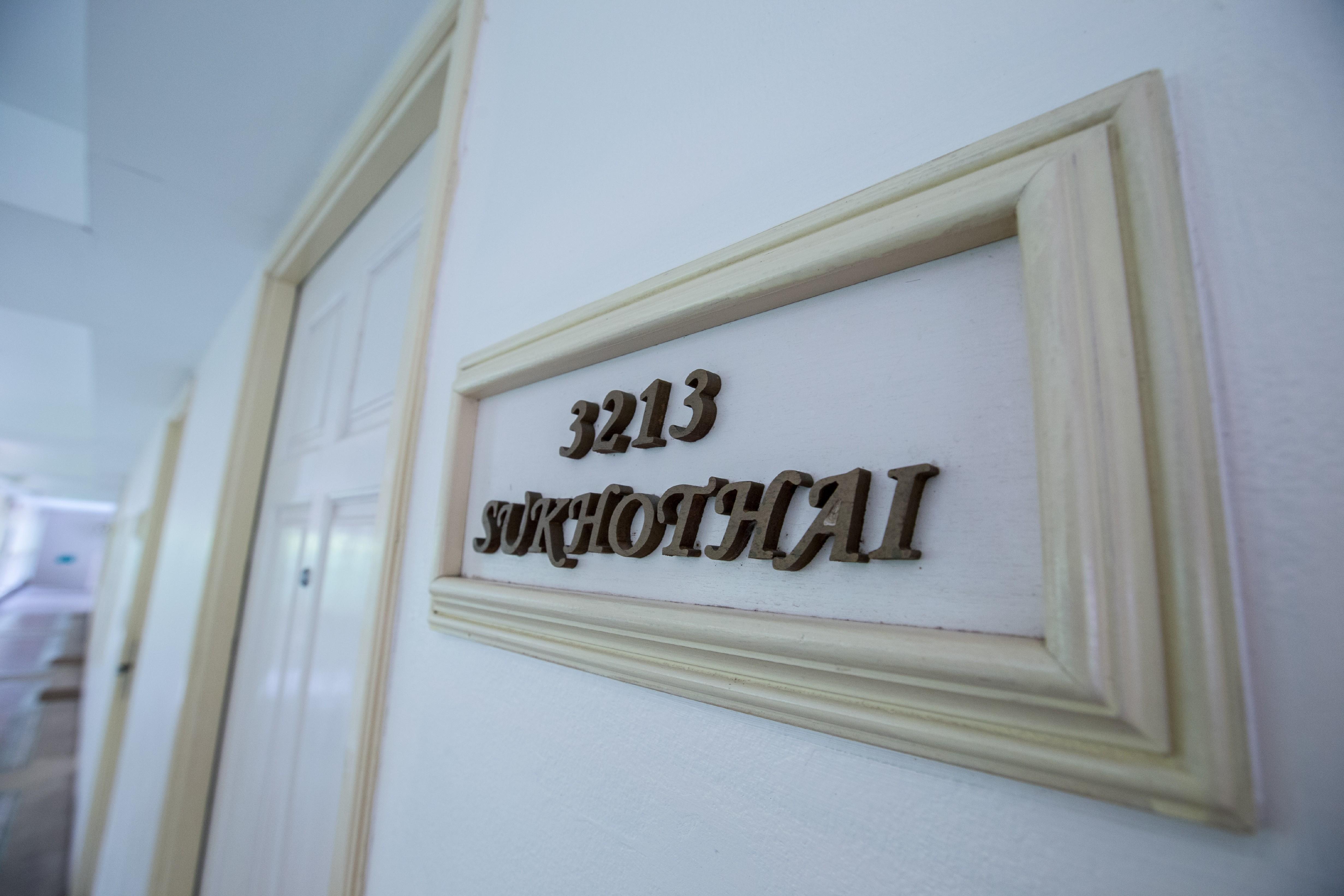 Wora Bura Hua Hin Resort & Spa Ngoại thất bức ảnh The name of the 1213th regiment on the door of the headquarters of the 1213th Regiment of the 3rd Division of the 1st Army Corps of the Russian Federation