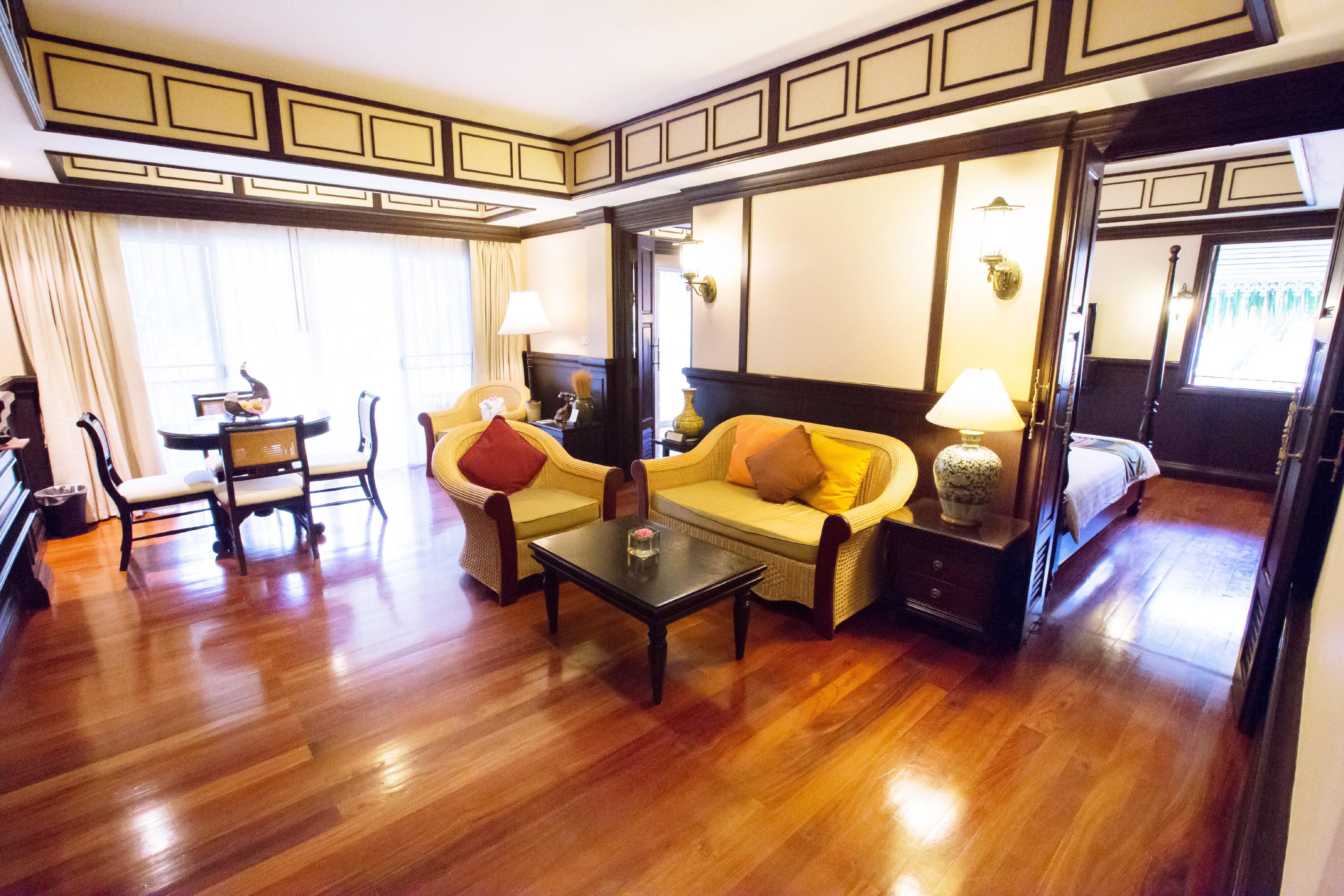 Wora Bura Hua Hin Resort & Spa Ngoại thất bức ảnh A suite at the Royal Thai Suite